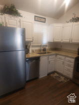 Photo 5 for 860 S Village Rd  #G5
