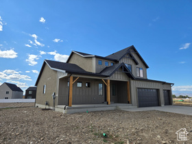 Photo 1 for 839 N Chianina Dr #166