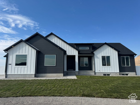 Photo 3 for 8260 N Strasser Ct #429