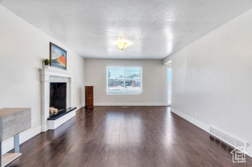 Photo 3 for 2063 E Kane Cir