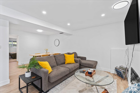 Photo 4 for 415 E Creekside Cir #B