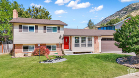 Photo 1 for 1085 E Grove Creek Dr