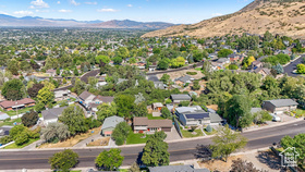 Photo 4 for 1085 E Grove Creek Dr