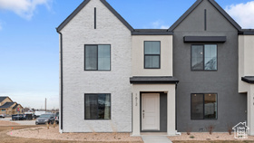 Photo 2 for 1612 E Albion Dr #1013