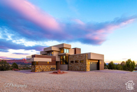 Photo 2 for 4907 N Mesa Rd