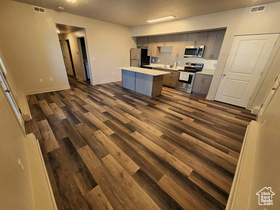 Photo 4 for 154 E 7th St  #A101