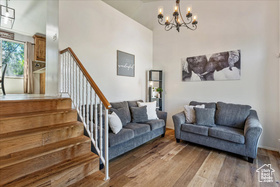 Photo 5 for 574 E Downing St