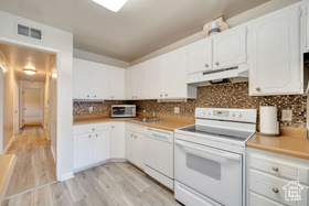 Photo 5 for 2203 E Carriage Ln #55
