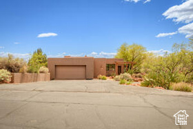 Photo 2 for 1151 W Shawnee Ct