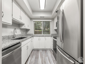 Photo 3 for 288 E Peach Ln