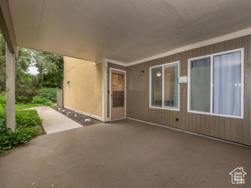 Photo 2 for 288 E Peach Ln