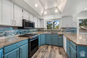 Photo 5 for 278 S Hale St