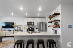 Photo 4 for 265 E Serenity Ave #1004