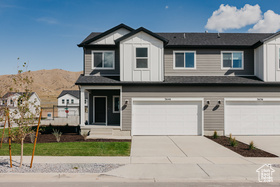Photo 1 for 3646 N Oak Blvd #322