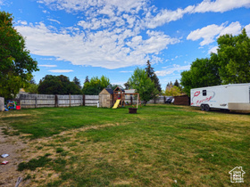 Photo 3 for 256 Clay St