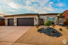 Photo 2 for 378 W Redstone Ct