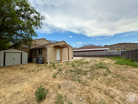 Photo 4 for 57 N Center St
