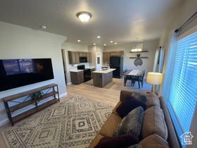 Photo 6 for 828 N Old Fort Dr  #84