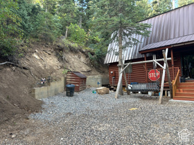 Photo 2 for 49 N Pine Creek Rd