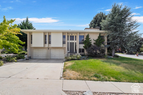 Photo 2 for 134 Skyline Dr