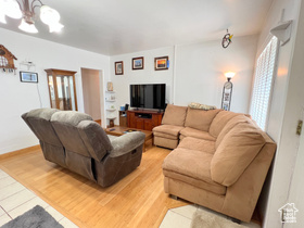Photo 6 for 341 E 500 North