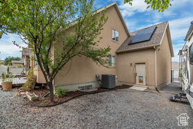Photo 6 for 317 W Farmside Dr