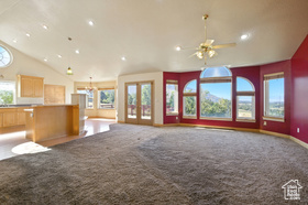 Photo 4 for 1990 E Canyon Ridge Dr