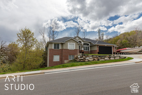 Photo 2 for 1907 N Bridge Ct