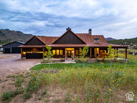Photo 2 for 8552 W Sawtooth Park Dr