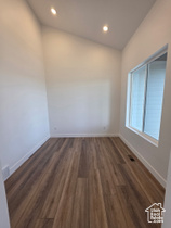 Photo 3 for 416 E Spruce Ln #113