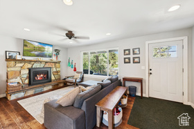 Photo 2 for 130 Parkview Dr