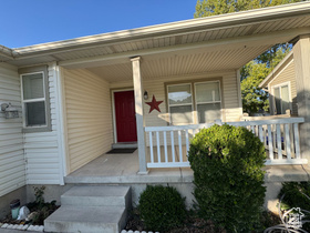 Photo 3 for 3851 N Chilton Rd