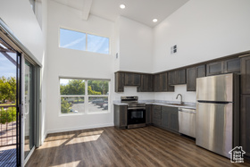 Photo 3 for 443 Kane Creek Blvd #B214