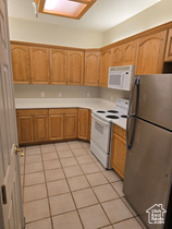 Photo 5 for 11035 S Grapevine Cv #204
