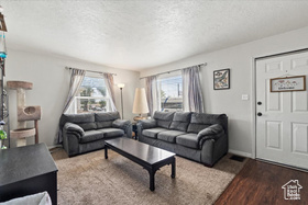 Photo 4 for 3026 Harrison Blvd