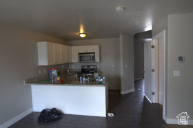 Photo 3 for 831 N Glen Eagle Ct