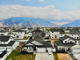 Photo 5 for 1186 N Buckboard Ln