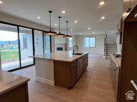 Photo 4 for 2752 E Hayloft Ln #210