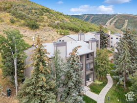Photo 2 for 1650 Upper Ironhorse Loop #H6