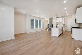 Photo 3 for 10087 N Torreya Dr #728