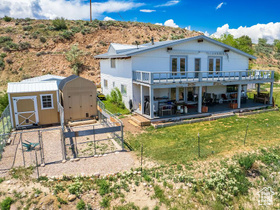 Photo 4 for 8796 S River Rd