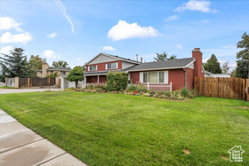 Photo 2 for 834 E Southwood Dr