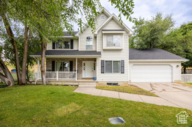 Photo 1 for 74 Canterbury Cir