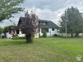 Photo 3 for 25840 N 8800 West