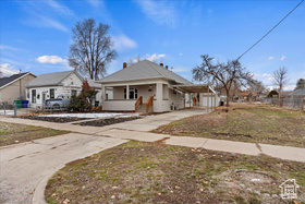 Photo 2 for 275 W 34th St