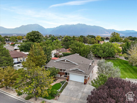Photo 1 for 2375 W Bonanza Way