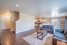 Photo 6 for 1687 E Downwater St