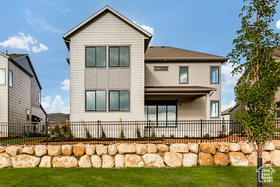 Photo 2 for 2762 E Hayloft Ln #209