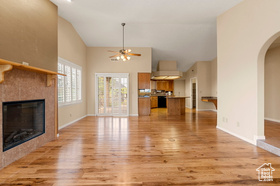 Photo 6 for 439 E Paintbrush Way