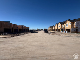 Photo 3 for 4362 W 1825 North #106